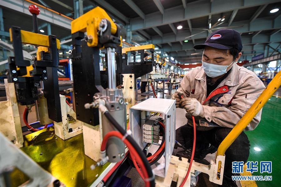 江蘇靖江 推進(jìn)產(chǎn)業(yè)智能升級 打造汽配特色基地